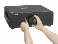 Panasonic PT-DZ770ELK 1-Chip DLP Projektor (ohne Objektiv) / Bild 7 von 8