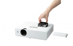 Panasonic PT-LB412 LCDP Projektor / Bild 8 von 10